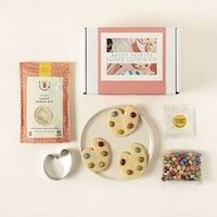 Vegan Artistic Cookie Kits Image 1
