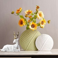Greenery-Inspired Textured Vases Image 3