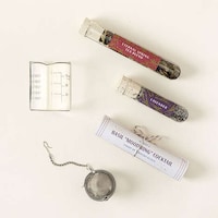 DIY Love-Inspired Cocktail Kits Image 3