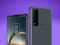 Accessible 5G Photography Smartphones Image 2