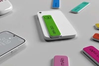 Patch-Style Smartphone Power Packs Image 7