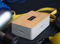 Steam Heating Lunch Boxes Image 2