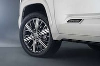 Chrome-Infused Vehicle Trims Image 4