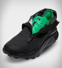 Protective Weatherproof Collar Sneakers Image 3