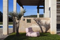 Comfort-Focused Outdoor Furniture Image 3