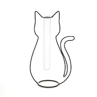 Minimalistic Feline-Inspired Vases Image 3
