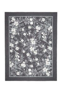 High-Fashion Throw Blankets Image 3