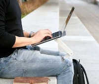 Highly Portable Laptop Stands Image 3