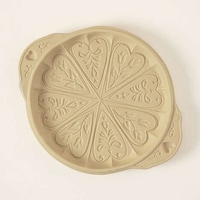Intricate Baking Dishes Image 3