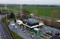 Net-Zero Carbon Fast-Food Restaurants Image 1