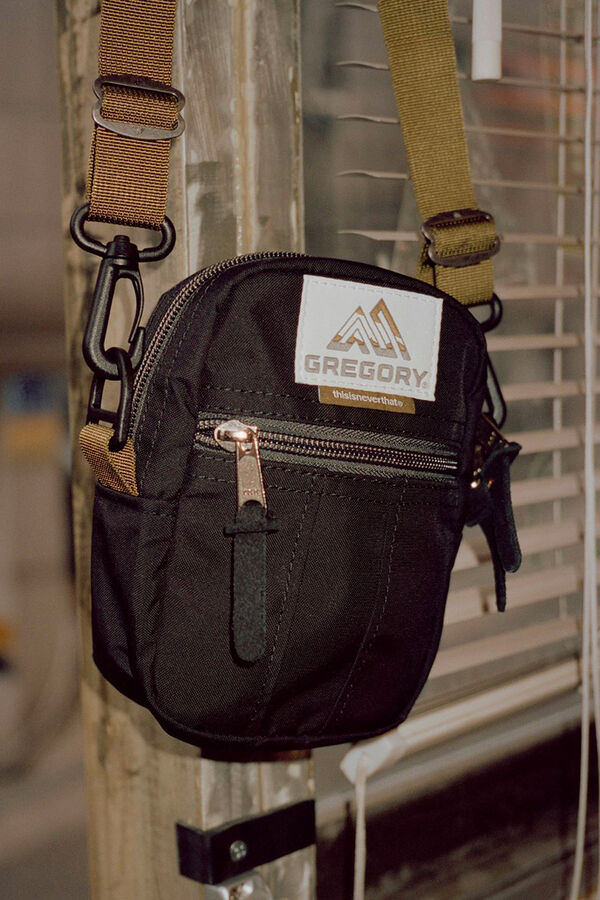Vintage Baggage Collections