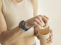 Stylish Athlete Smartwatches Image 7