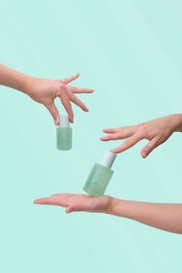 Restorative Sativa Seed Hair Serums Image 7