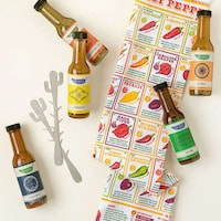 Spicy Valentine&rsquo;s Day Kits Image 1