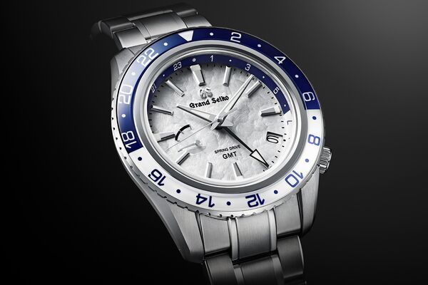 Winter-Themed Sports Watches : Grand Seiko's Limited edition