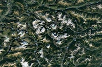Mountainous Milan Olympics Medals Image 4