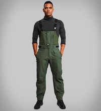 Reactive Blizzard-Ready Ski Gear Image 6