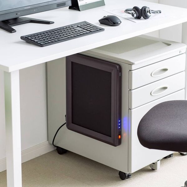 Slim Desk-Mounted Heaters : Under the Desk Flat Panel Heater