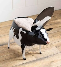 Durable Animal-Shaped Furniture Image 2