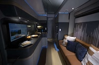 Self-Propelled Electric Trailers Image 5
