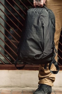 Minimalist Commuter Backpacks Image 2