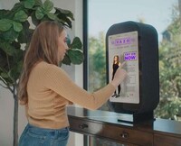 Sleek Holographic Communication Devices Image 2