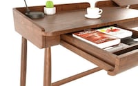 Minimalist Storage-Friendly Desks Image 4