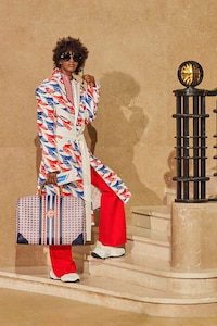 Vintage Parisian Fashion Image 2