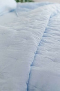 Sustainable Linen Bedding Image 2