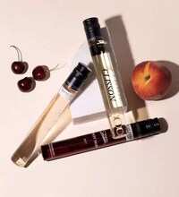 Seasonally Themed Wine Boxes Image 4