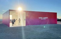 Luxurious Ephemeral Art Galleries Image 1