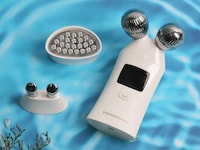 Triple-Function Skincare Devices Image 3