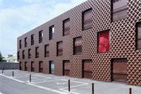 Chocolate Diamond Dorms Image 3