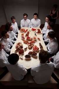 Anatomical Dinnerware Image 3