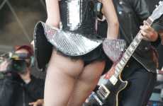 Bum-Baring Fashion