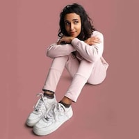 Flexible Winter Athleisure Image 2