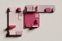 Pastel-Colored Modular Shelves Image 7