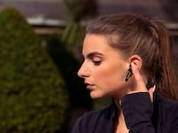 Ergonomic Active Lifestyle Earphones Image 3