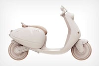 Picnic-Ready Electric Scooters Image 8
