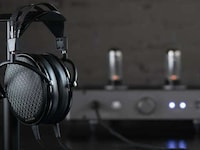 Electrostatic Technology Audio Headsets Image 1