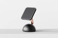 Computer-Inspired Smartphone Chargers Image 4
