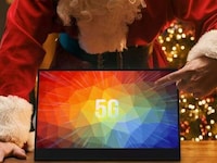 4K 5G Connectivity Monitors Image 2