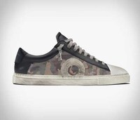 Pre-Worn-Like Sneaker Collections Image 4