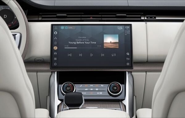 Voice Assistant Infotainment Updates