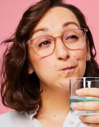 Alcohol-Free Mouth Rinses Image 1
