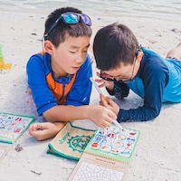 Nature Identification Toys Image 1