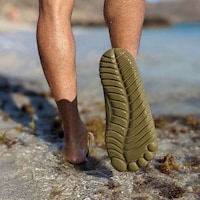 Elevated Comfort-Focused Sandals Image 2