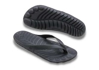 Elevated Comfort-Focused Sandals Image 6
