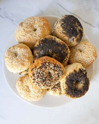 Easy-to-Follow Baking Kits Image 2