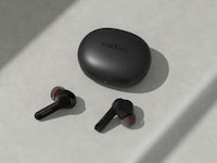 Sporty Noise Reduction Earbuds Image 2